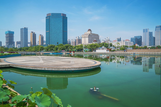 江西南昌市城市建筑天際線風(fēng)光