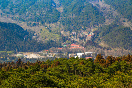廬山國家級(jí)旅游風(fēng)景名勝區(qū)