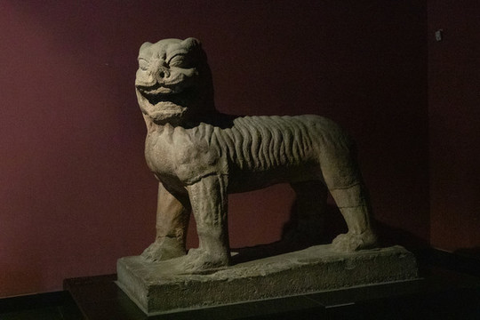 唐代石獅子