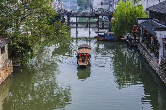 小橋流水人家