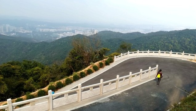 盤(pán)山步道