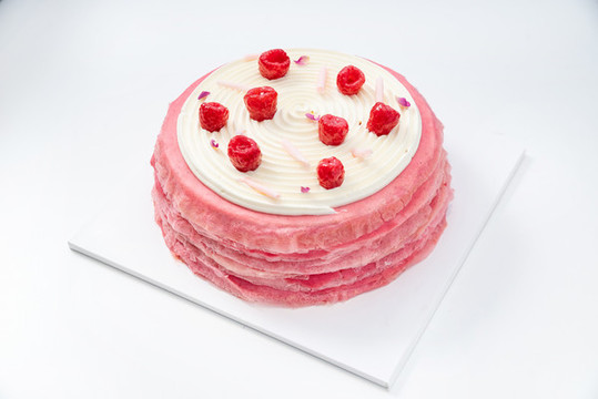 树莓千层蛋糕