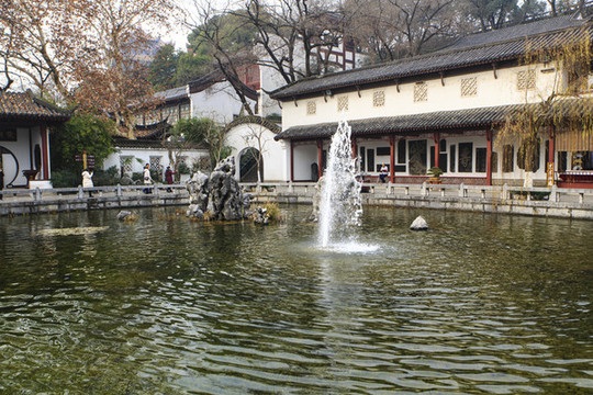 湖北武漢黃鶴樓鵝池