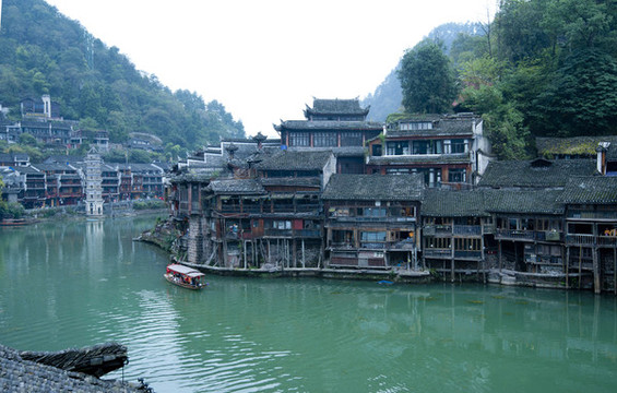 鳳凰古鎮(zhèn)