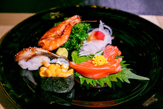三文魚日料