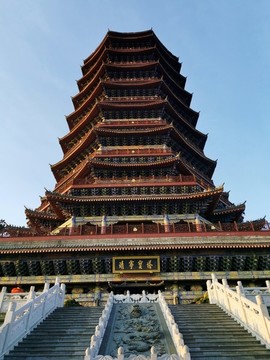 古建九層寶塔