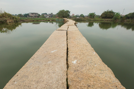 點天燈石板橋