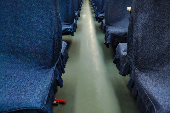 2020疫情中的春運火車車箱