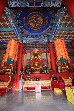 長春北普陀寺大雄寶殿釋迦牟尼佛