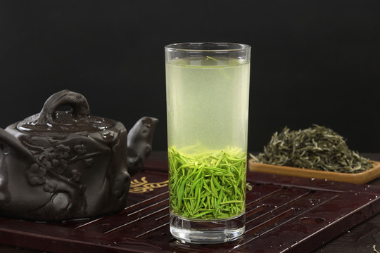 一級(jí)信陽(yáng)毛尖茶