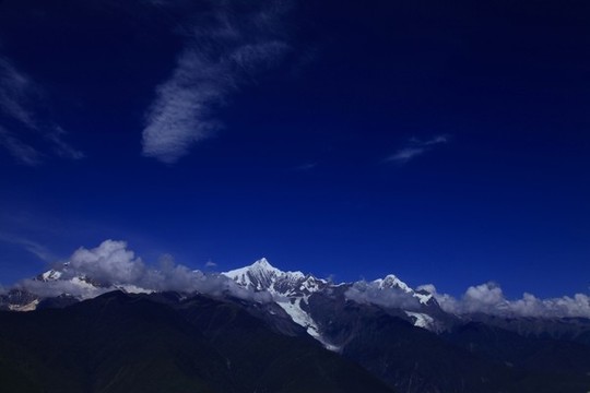 梅里雪山
