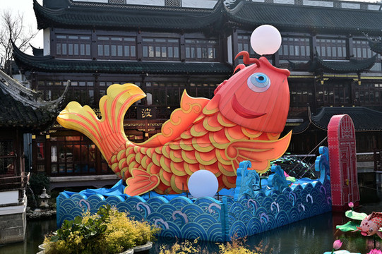 鯉魚(yú)跳龍門(mén)元宵花燈
