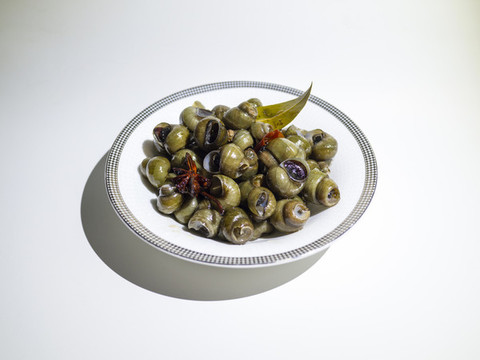清明前的洪澤湖螺螄美食