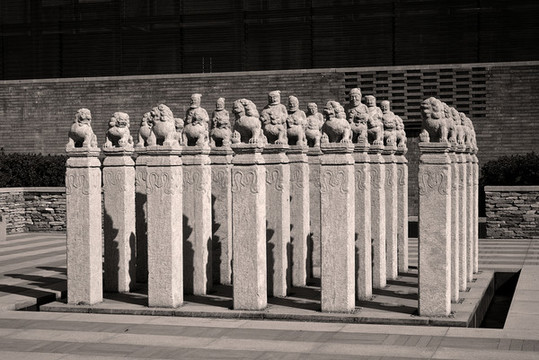 古代石雕拴馬樁