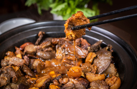 燜羊肉煲