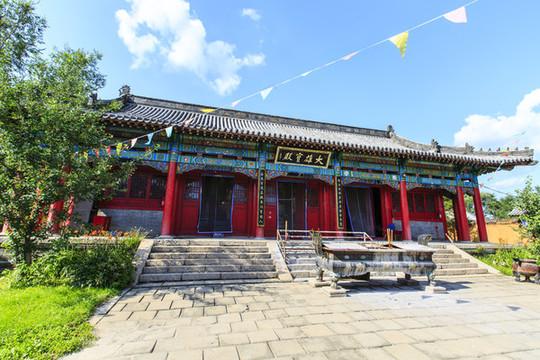 遼寧撫順地藏寺大雄寶殿