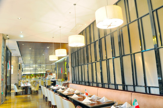 酒店西餐廳