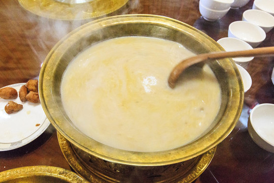 蒙古族奶茶