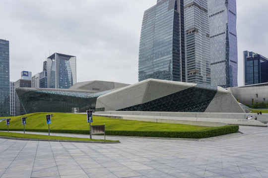 廣州現(xiàn)代建筑