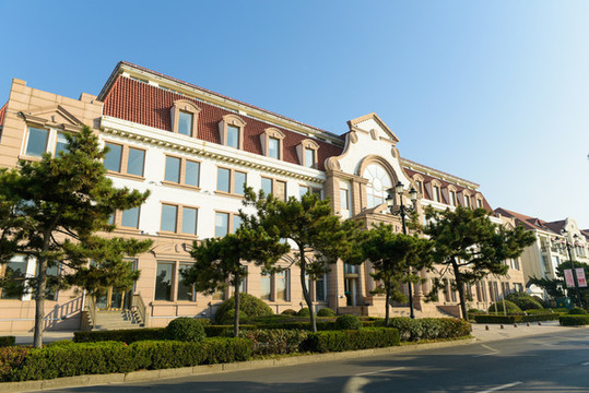 青島日報社