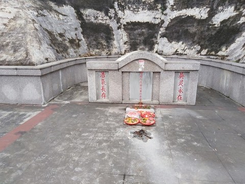 烈士紀(jì)念碑公墓石碑