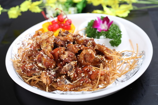 九品芝麻雞