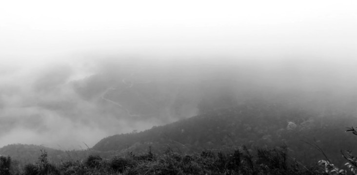 八排山云霧