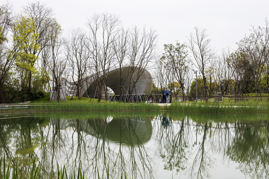 南京湯山礦坑公園