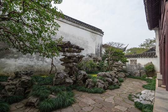 園林內(nèi)庭