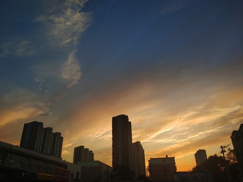 夕陽余暉