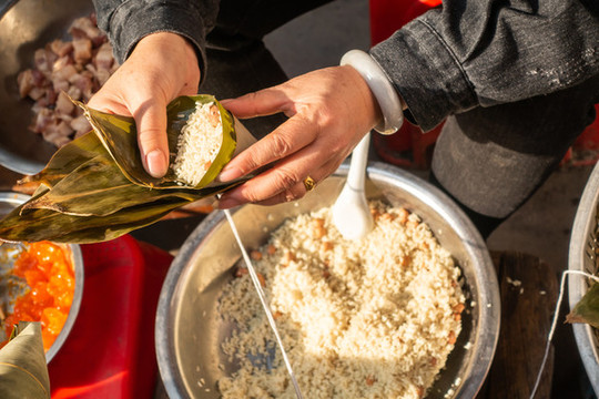 農家手工包粽子
