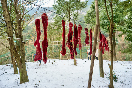 曬臘肉