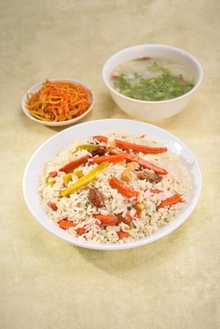 新疆羊肉手抓飯