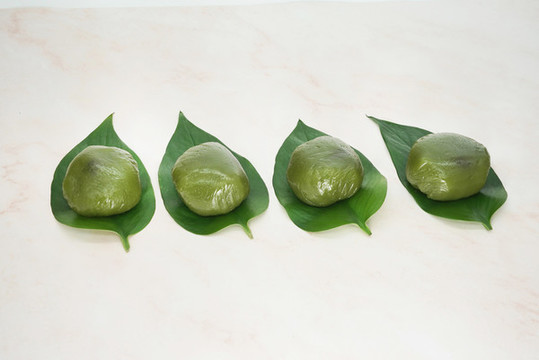 清明節(jié)青團(tuán)