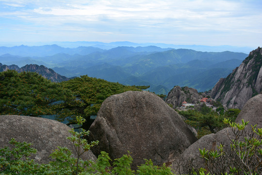 遠(yuǎn)山