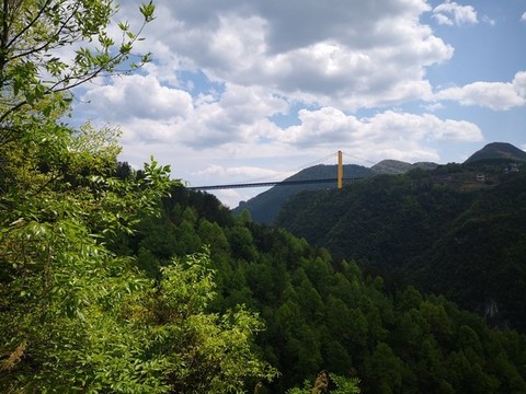 滬渝高速四渡河大橋