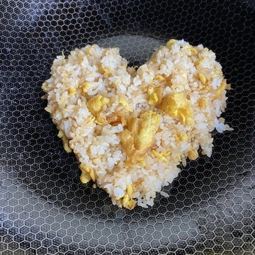 愛心蛋炒飯