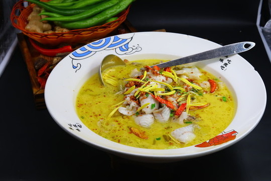 酸湯鱸魚