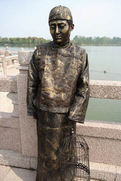 銅人