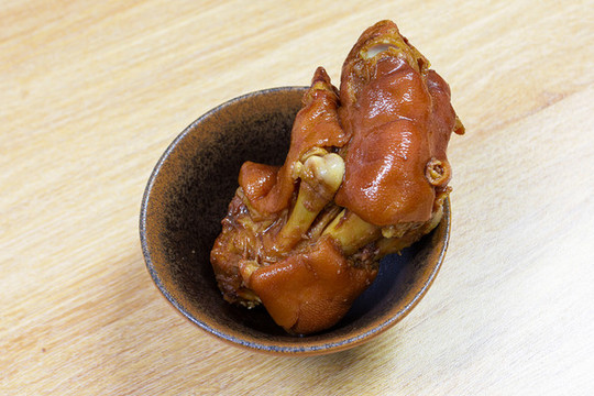 燉豬蹄