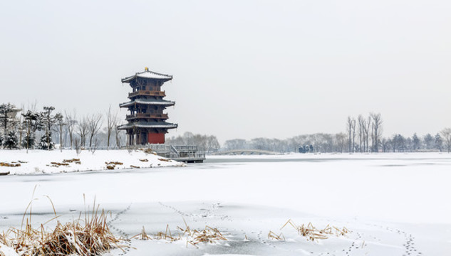 晉祠博物館景區(qū)雪后風(fēng)光