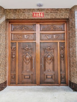別墅大門(mén)