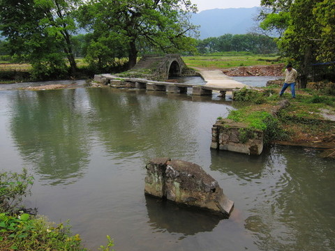 石拱橋