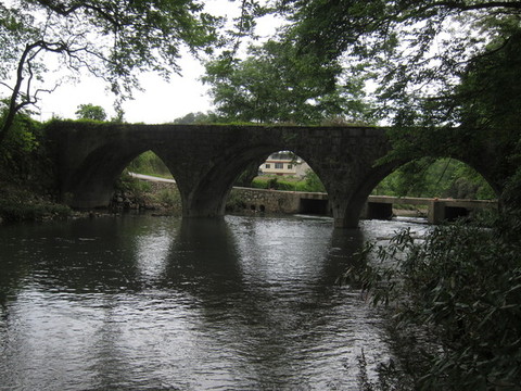 石拱橋