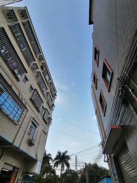 鄉(xiāng)村小鎮(zhèn)石鼓村出租房屋