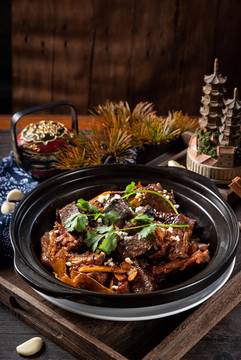 米血糕燜鵝肉