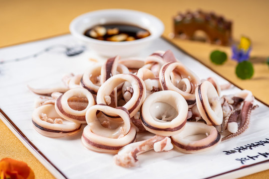 白灼鮮魷
