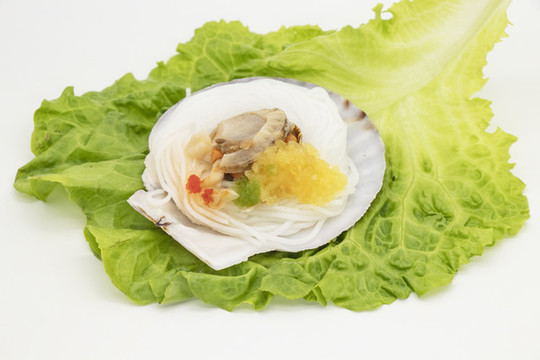 蒜蓉粉絲蒸扇貝