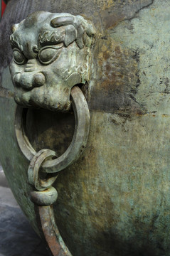 水缸