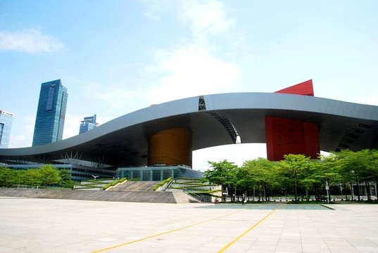 深圳市民中心大鵬展翅建筑